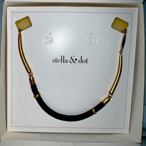 Stella & Dot Marcell Collard Necklace with Gift Box